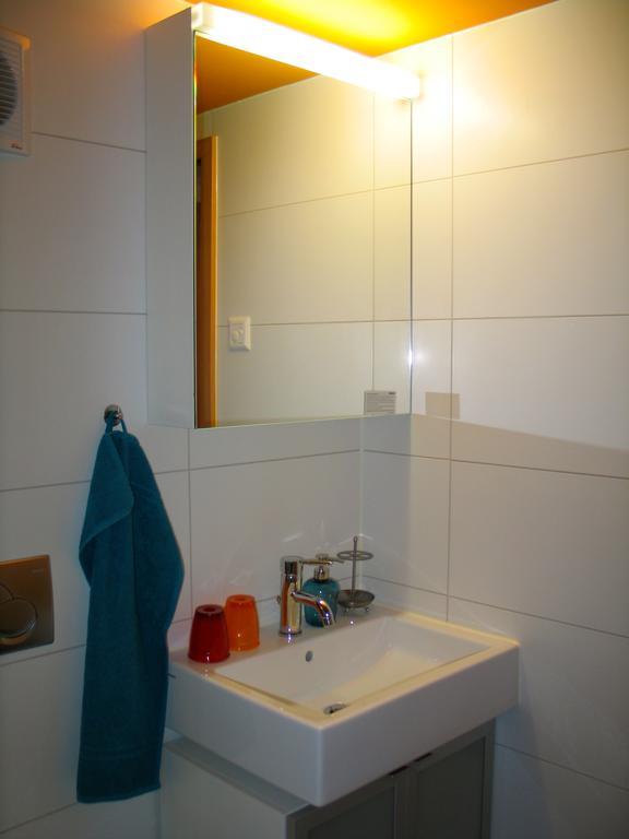 Ferienwohnung Artist's Loft zur Maloya Ormalingen Zimmer foto