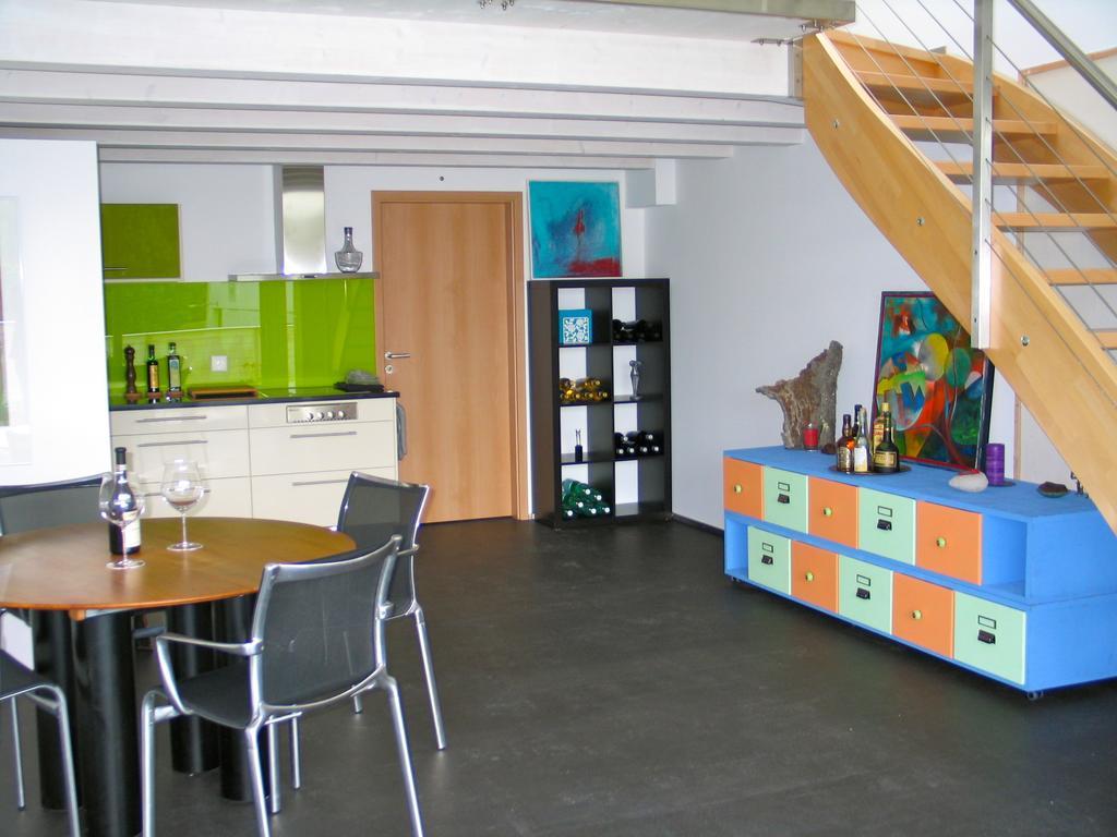 Ferienwohnung Artist's Loft zur Maloya Ormalingen Zimmer foto
